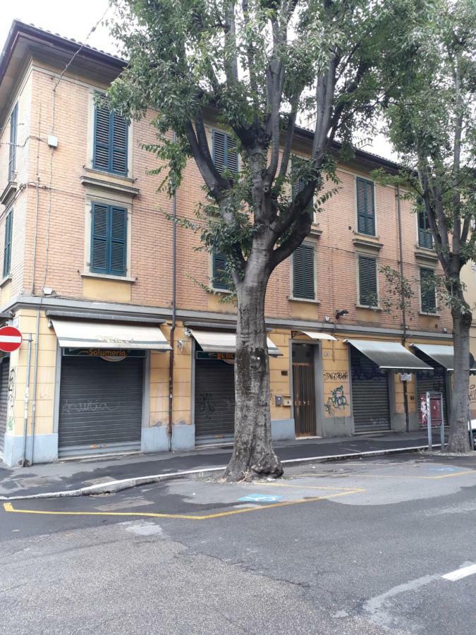Cirenaica Apartments Bologna Ngoại thất bức ảnh